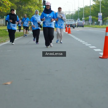 Runner Photo 3229087