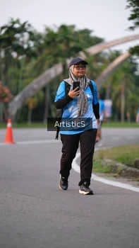 Runner Photo 3229110