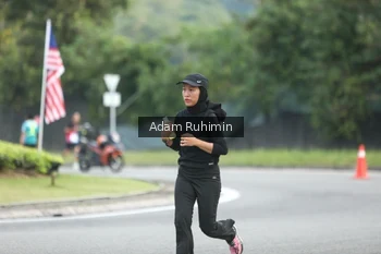 Runner Photo 3229541