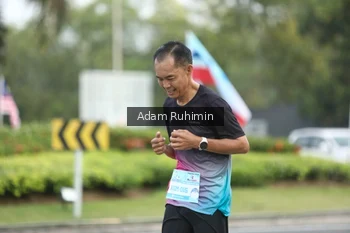 Runner Photo 3229759