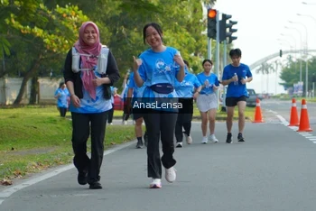 Runner Photo 3229965