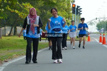Runner Photo 3229983