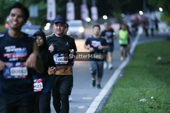 Runner Photo 32300