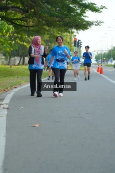 Runner Photo 3230102
