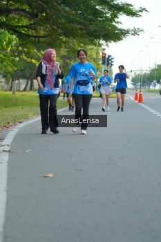 Runner Photo 3230103