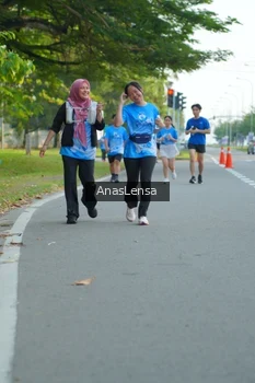 Runner Photo 3230106