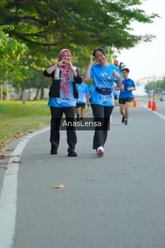 Runner Photo 3230239