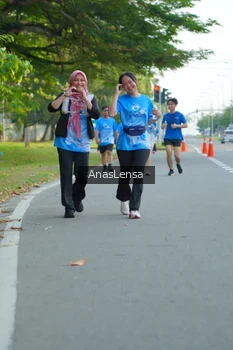 Runner Photo 3230246