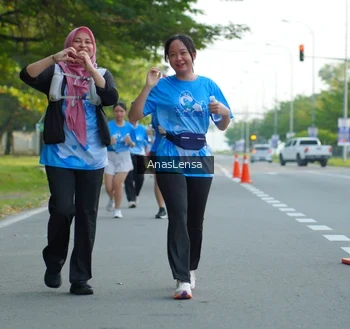 Runner Photo 3230328