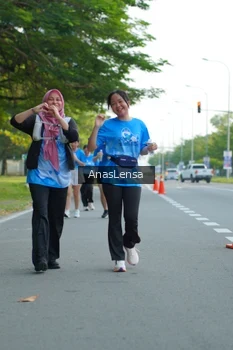 Runner Photo 3230338