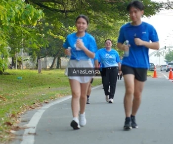 Runner Photo 3230557