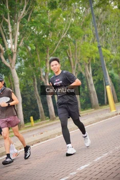 Runner Photo 3230565