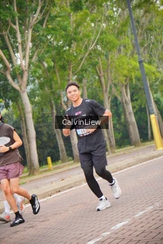 Runner Photo 3230572