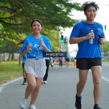 Runner Photo 3230592