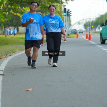 Runner Photo 3230749