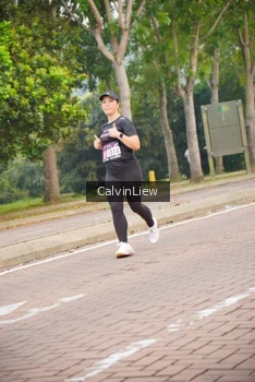 Runner Photo 3230774
