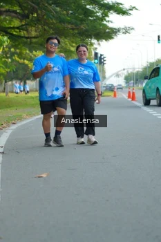 Runner Photo 3230843