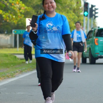 Runner Photo 3231010