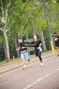 Runner Photo 3231480