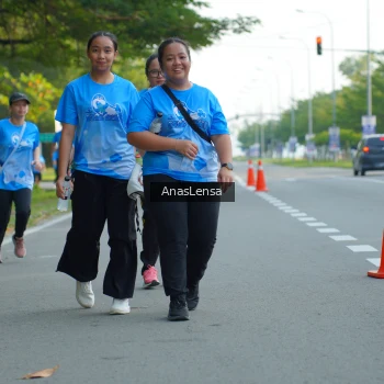 Runner Photo 3231880