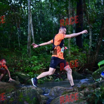 Runner Photo 323210