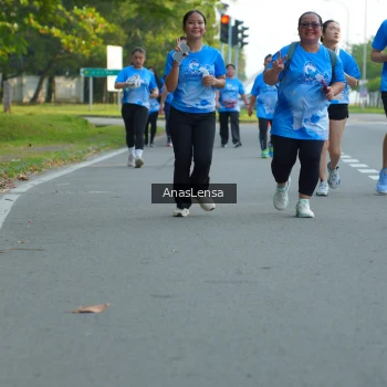 Runner Photo 3233098