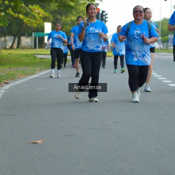 Runner Photo 3233171