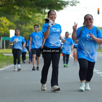 Runner Photo 3233173