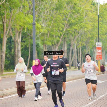 Runner Photo 3233387