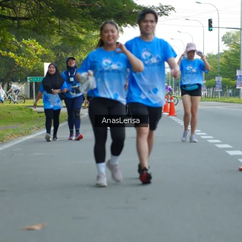 Runner Photo 3233398