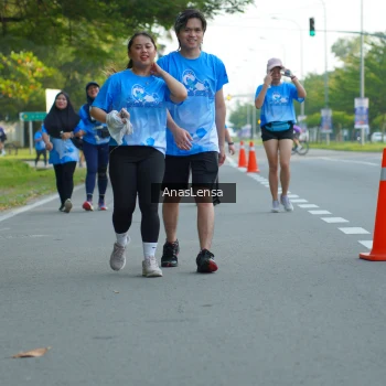 Runner Photo 3233407