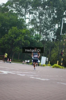 Runner Photo 3233417
