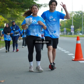 Runner Photo 3233459