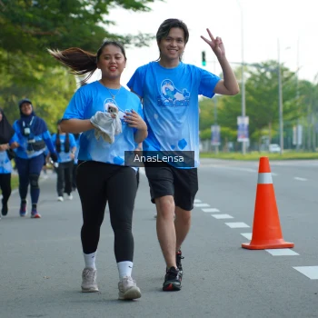 Runner Photo 3233465