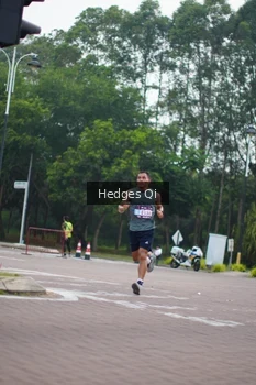 Runner Photo 3233515