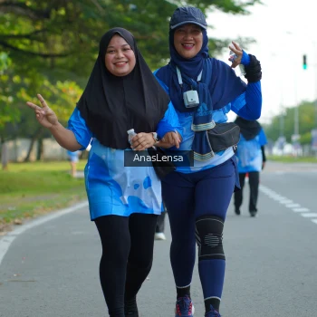 Runner Photo 3233722