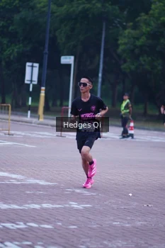 Runner Photo 3233840