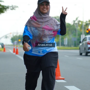 Runner Photo 3233943