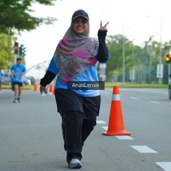 Runner Photo 3233957