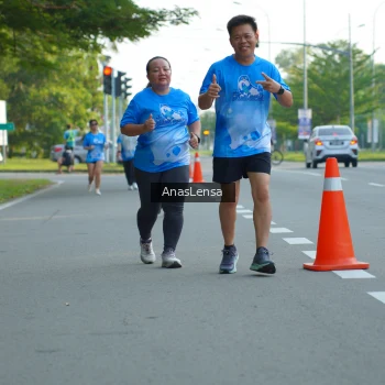 Runner Photo 3234041