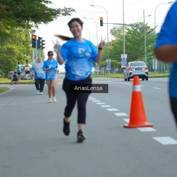 Runner Photo 3234181