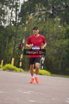 Runner Photo 3235135