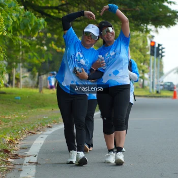 Runner Photo 3235243