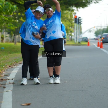 Runner Photo 3235273