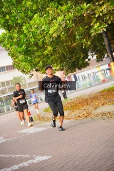 Runner Photo 3235333