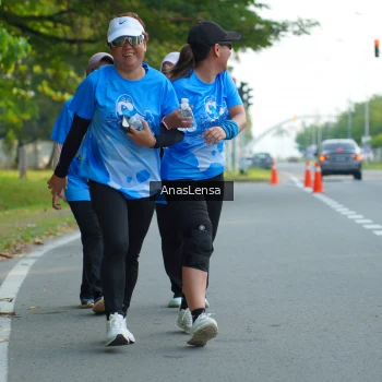 Runner Photo 3235427