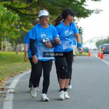 Runner Photo 3235438