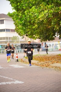 Runner Photo 3235555