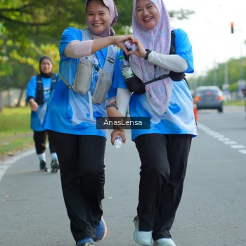 Runner Photo 3235571