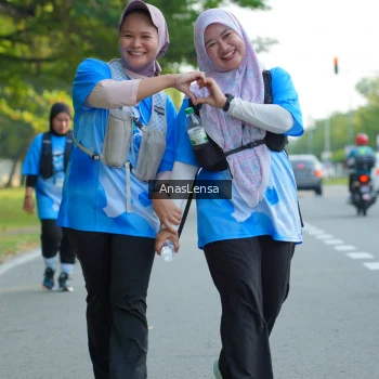 Runner Photo 3235576